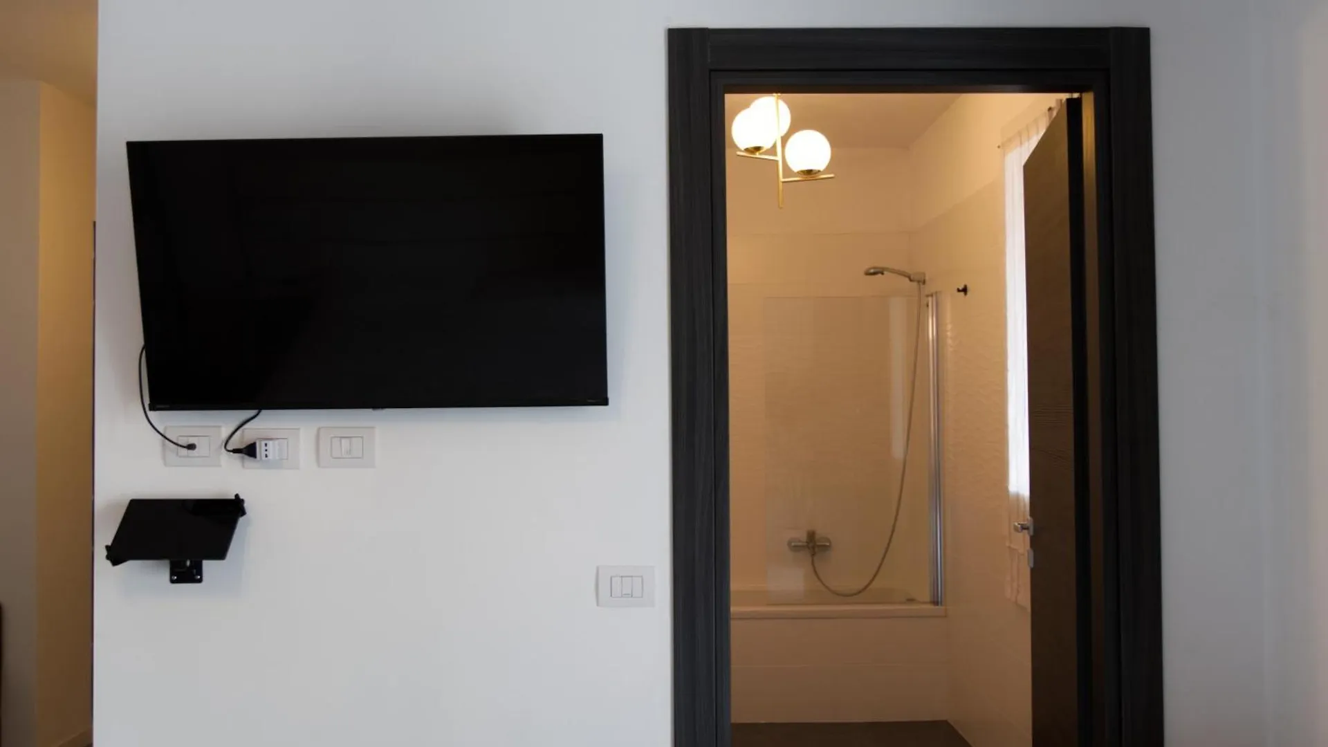 Green Park San Donato Milanese Homestay